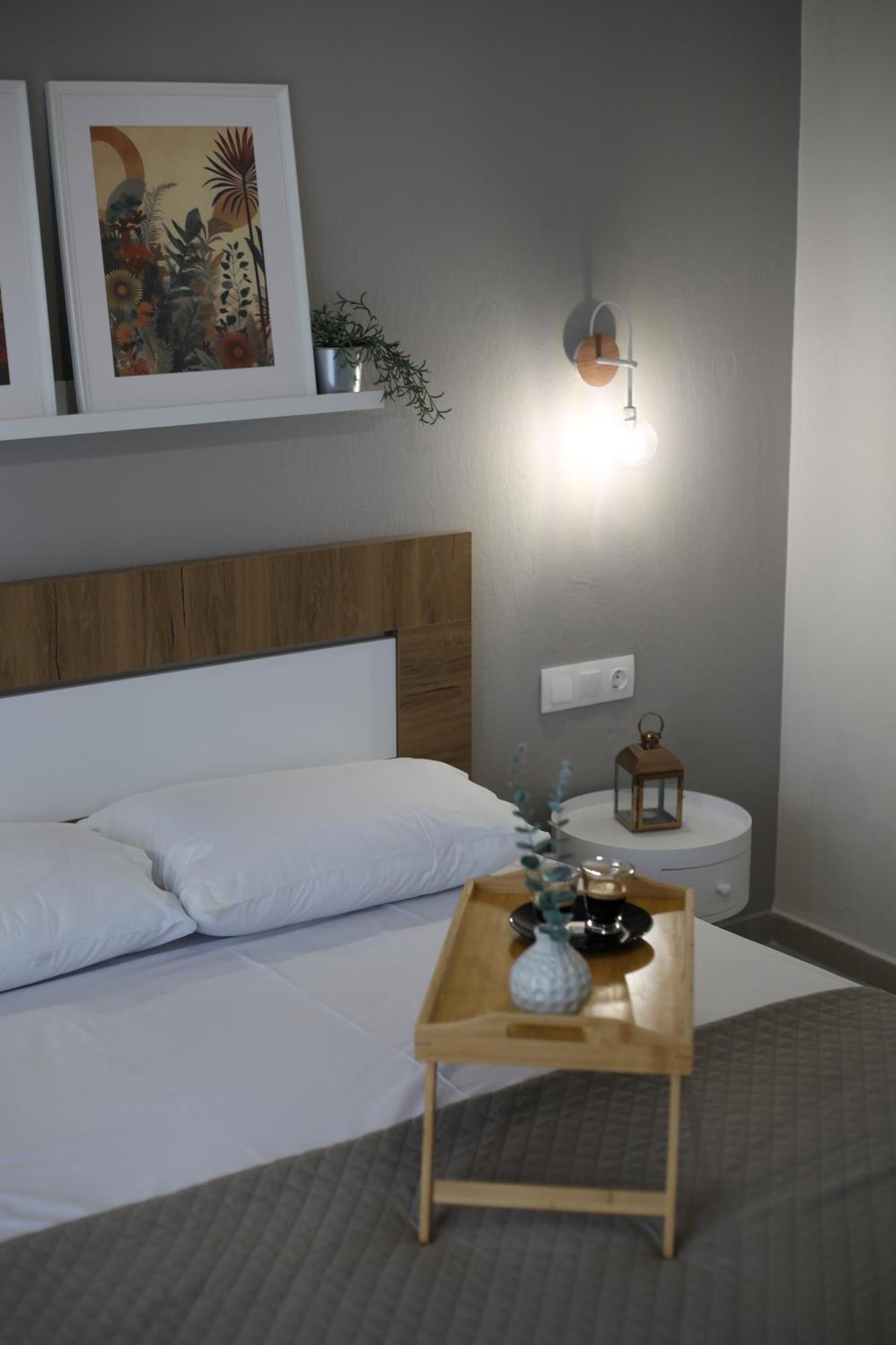 Our Home-Fully Renovated Apartments And Studios By The Sea 니키티 외부 사진